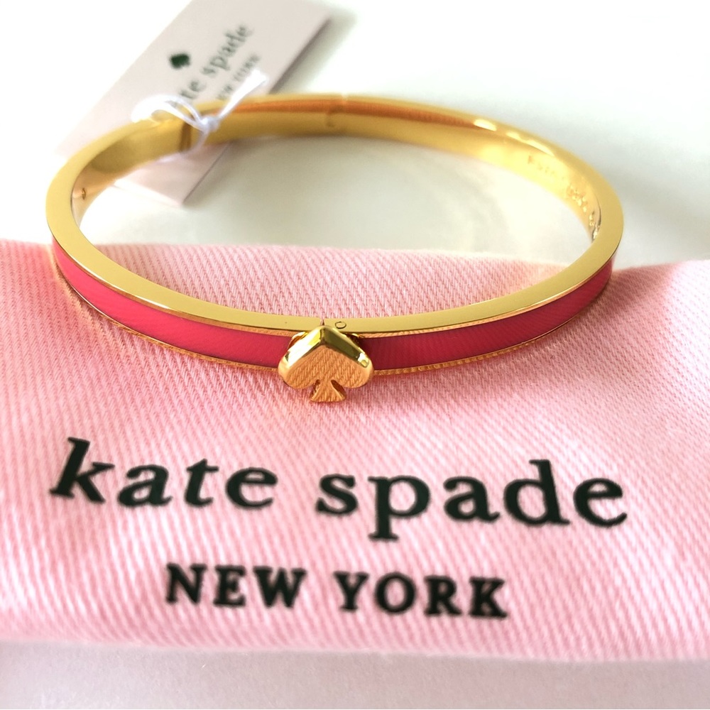 Kate Spade | everyday spade coral bangle hinge bracelet